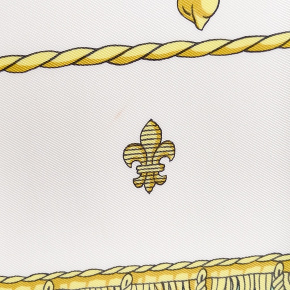 NWT Hermes Scarf "Vue du Carrosse de la Galère -La Réale" 1 - Picture 11 of 11